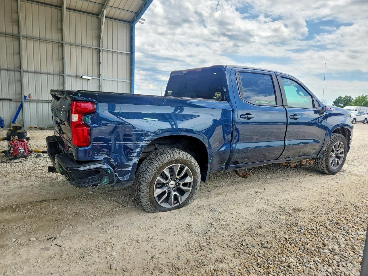 2020 Chevrolet Silverado K1500 Rst - Фото 3