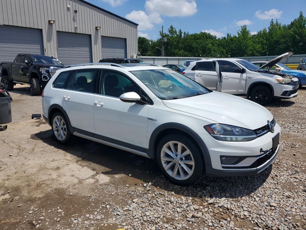 2019 Volkswagen Golf Alltrack S - Фото 4