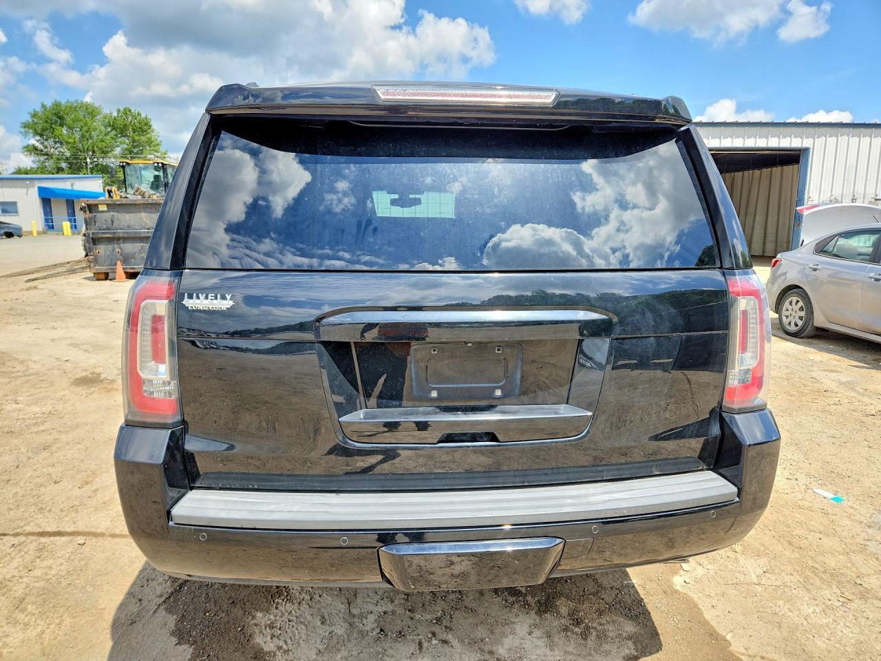 2015 GMC Yukon Xl C1500 Sle - Фото 6