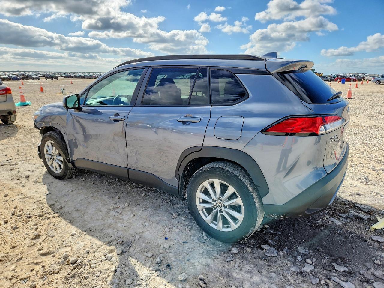 2022 Toyota Corolla Cross Le - Image 2
