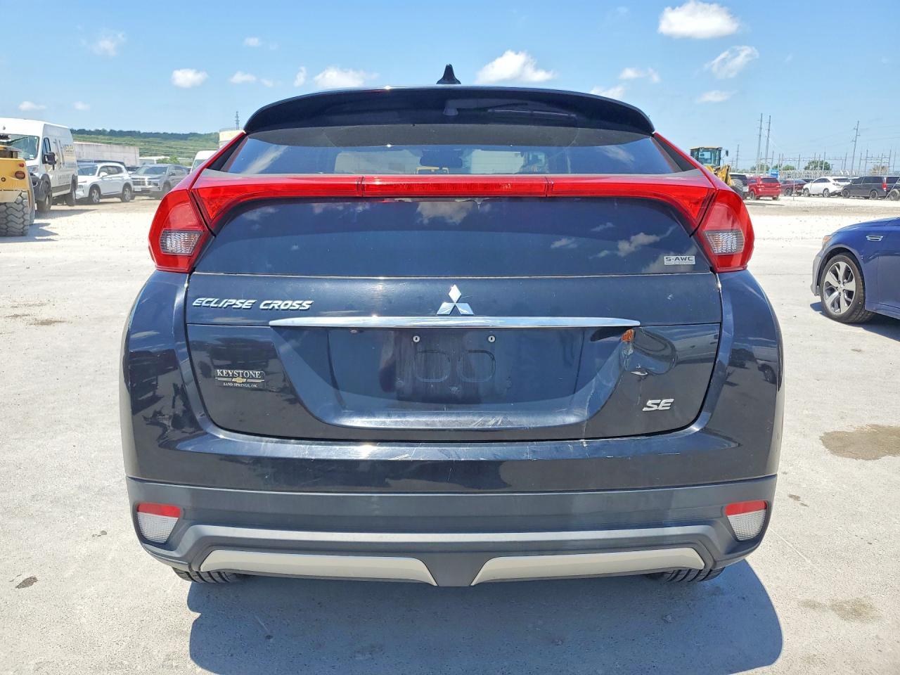 2020 Mitsubishi Eclipse Cross Se - Фото 6