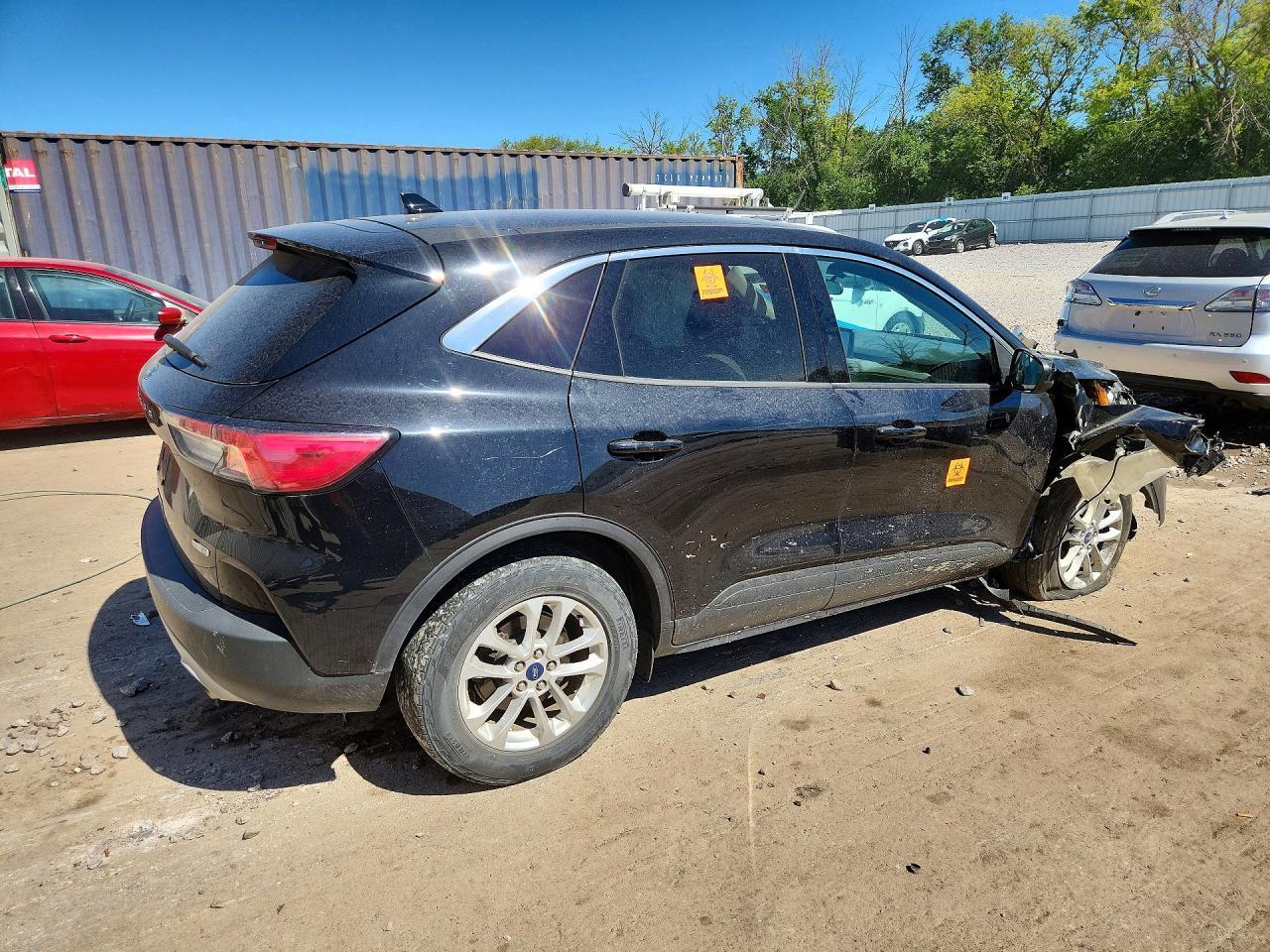 2020 Ford Escape Se - Фото 3
