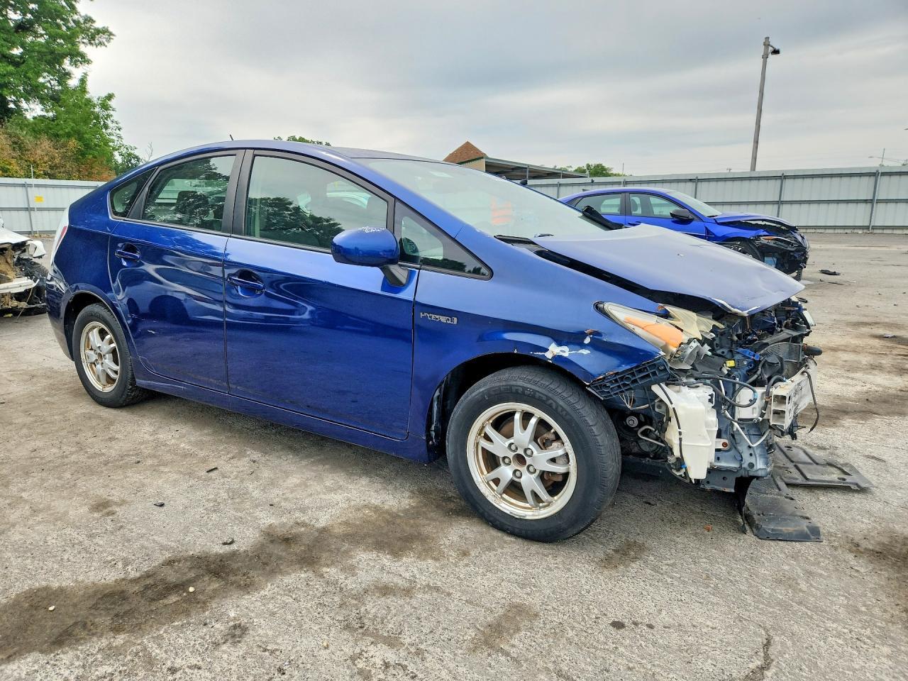 2010 Toyota Prius Iii - Фото 4