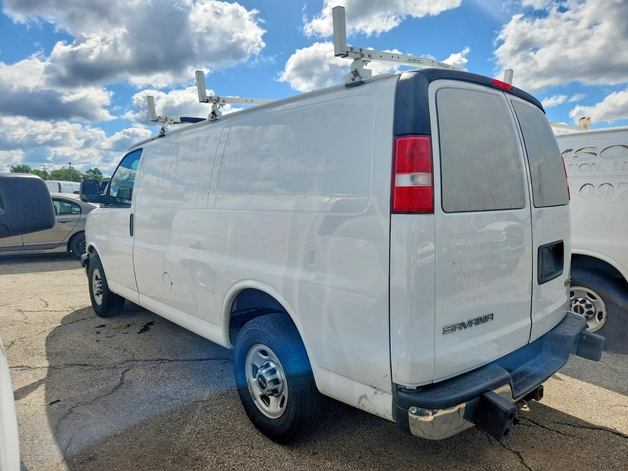 2017 GMC Savana Cargo-R & D-Cln Title-Pri Fleet - Фото 2