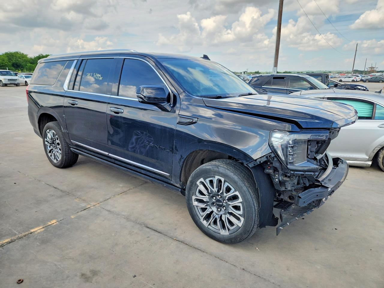 2023 GMC Yukon Xl Denali Ultimate - Фото 4