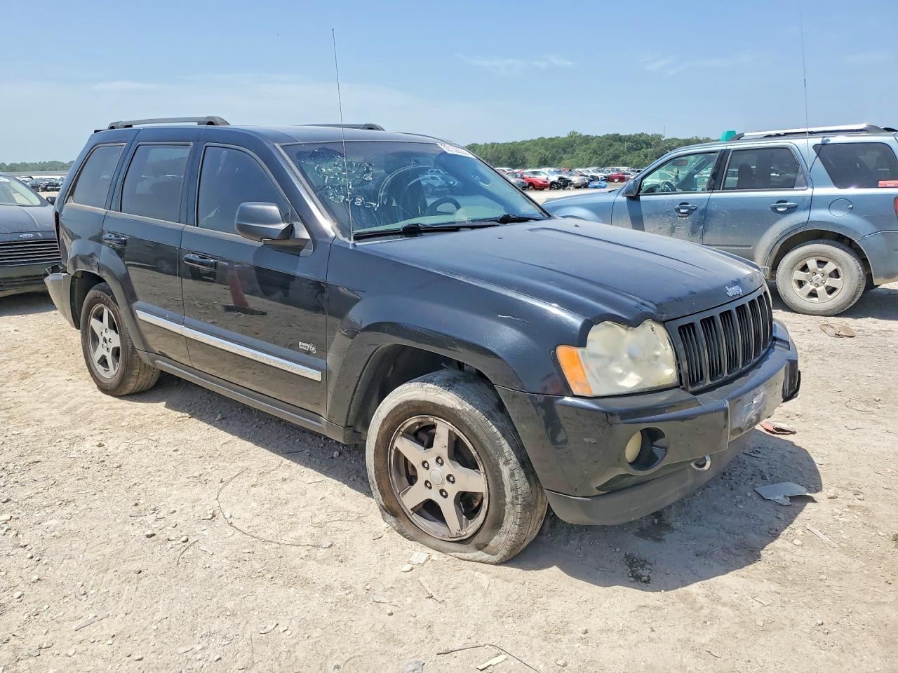 2006 Jeep Grand Cherokee Laredo - Image 4