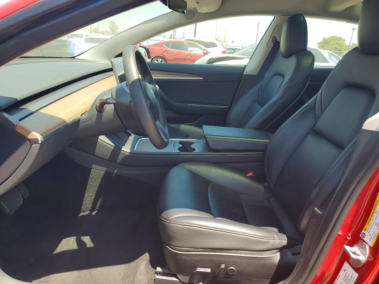 2023 Tesla Model 3 - Image 7