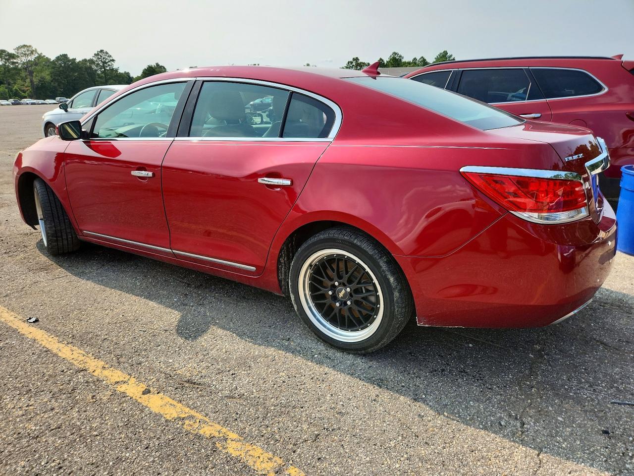 2013 Buick Lacrosse Touring - Image 2
