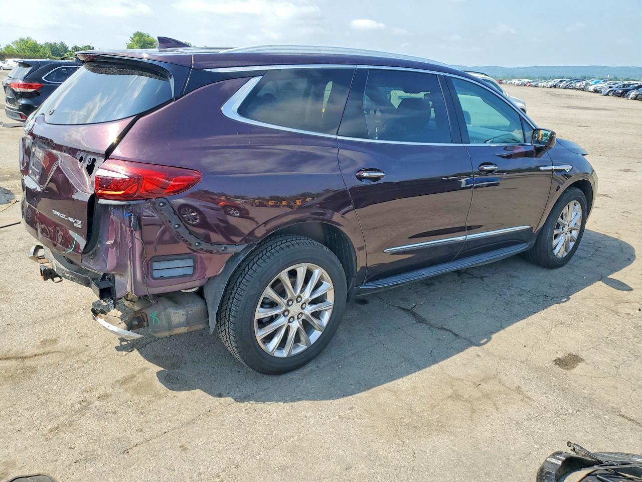 2019 Buick Enclave Essence - Фото 3
