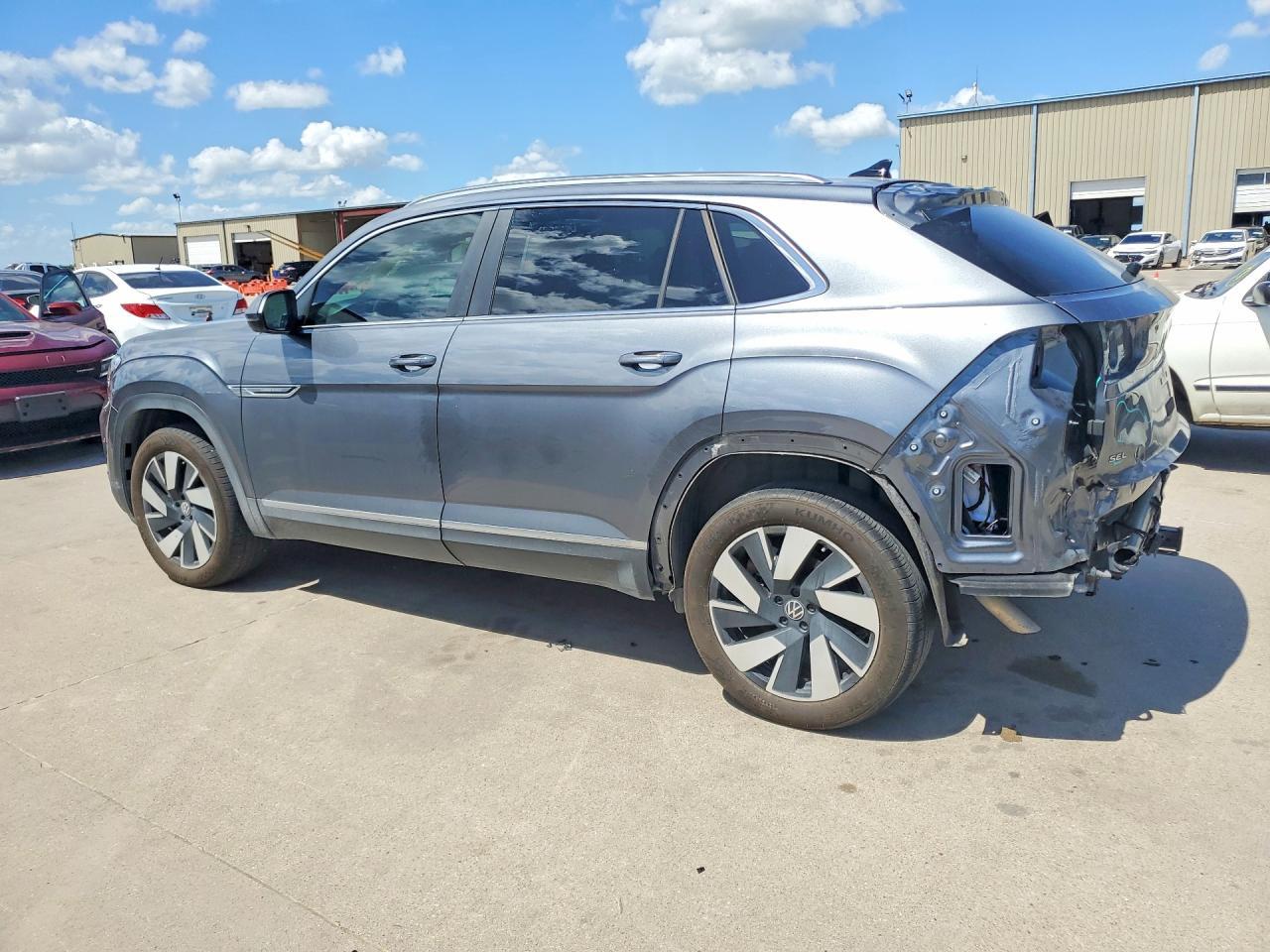 2024 Volkswagen Atlas Cross Sport Sel - Фото 2