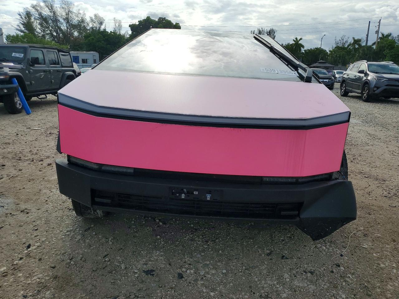 2024 Tesla Cybertruck - Фото 5