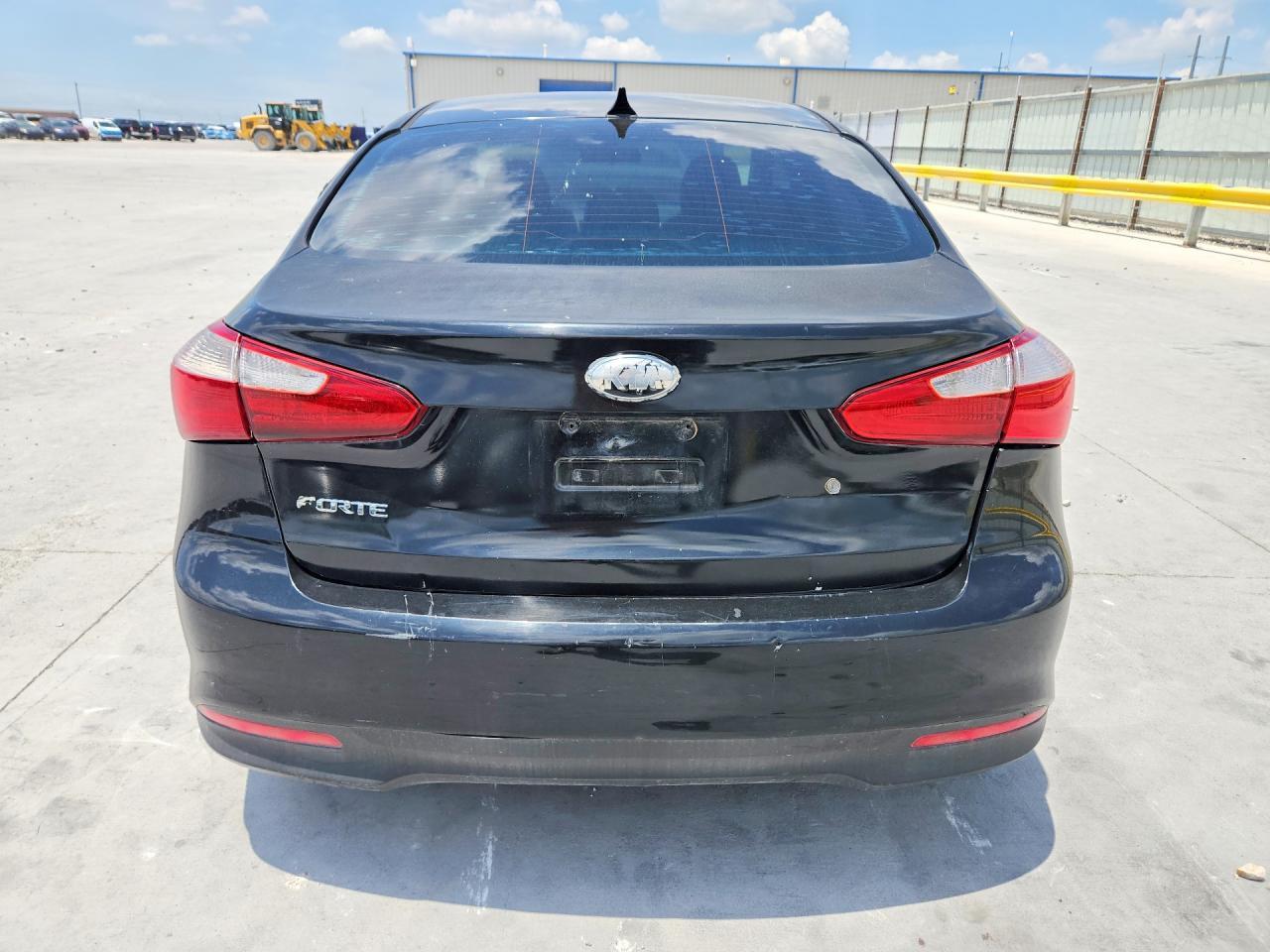 2016 Kia Forte Lx - Image 6