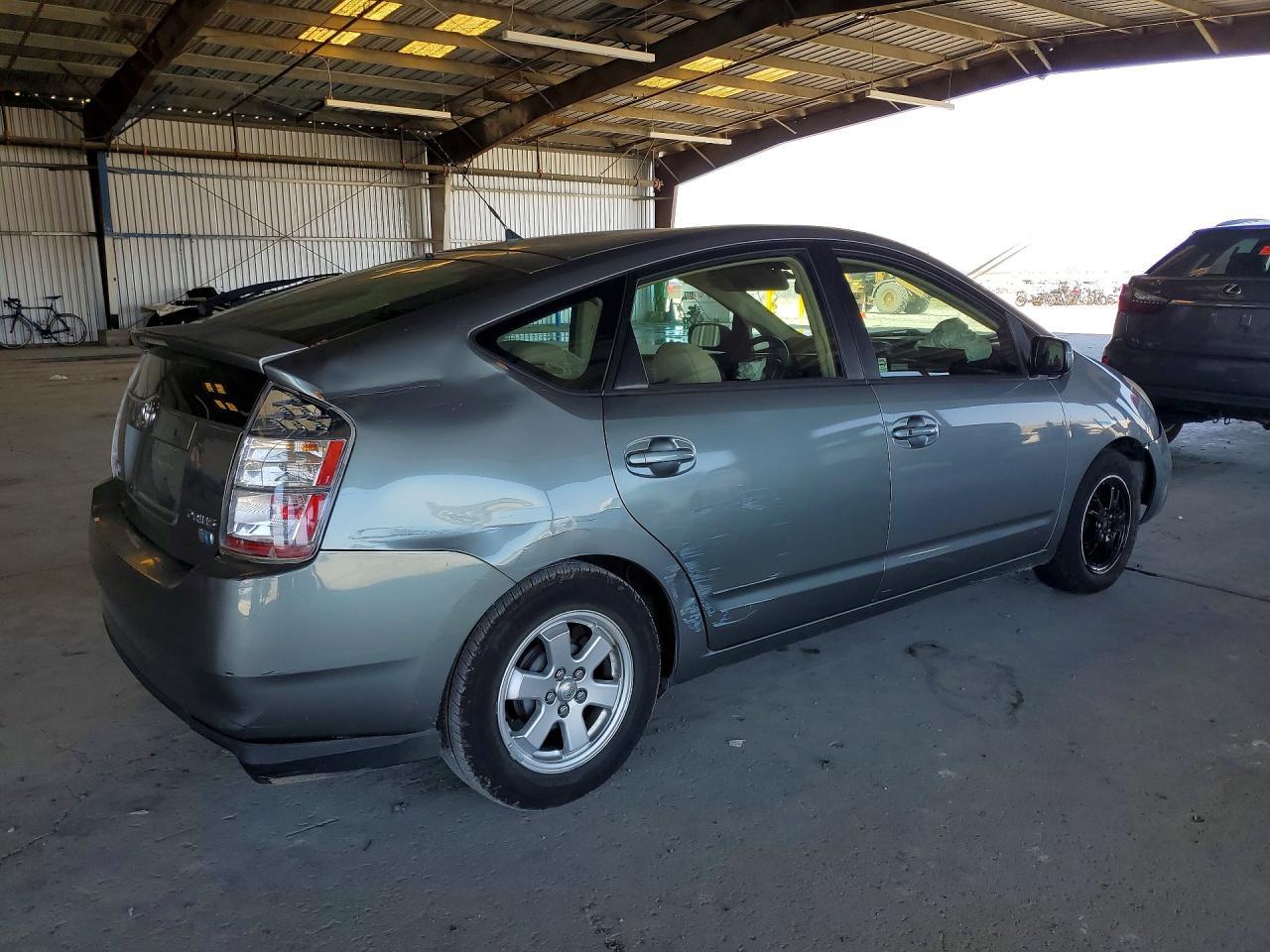 2005 Toyota Prius Base - Фото 3