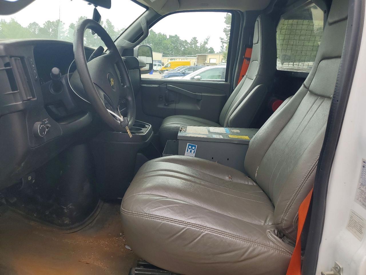 2018 Chevrolet Express G2500 - Image 7