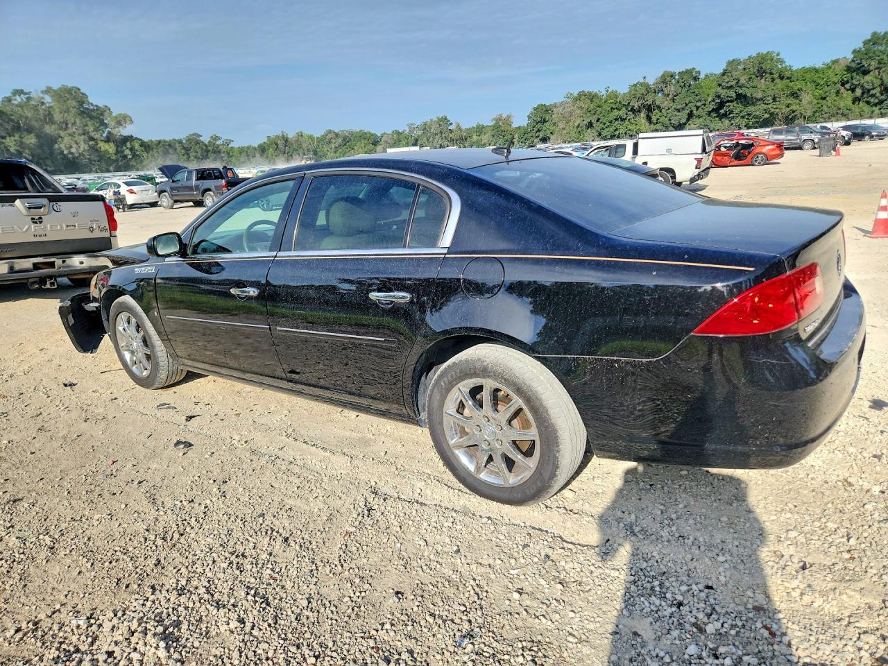 2008 Buick Lucerne Cxl - Image 2