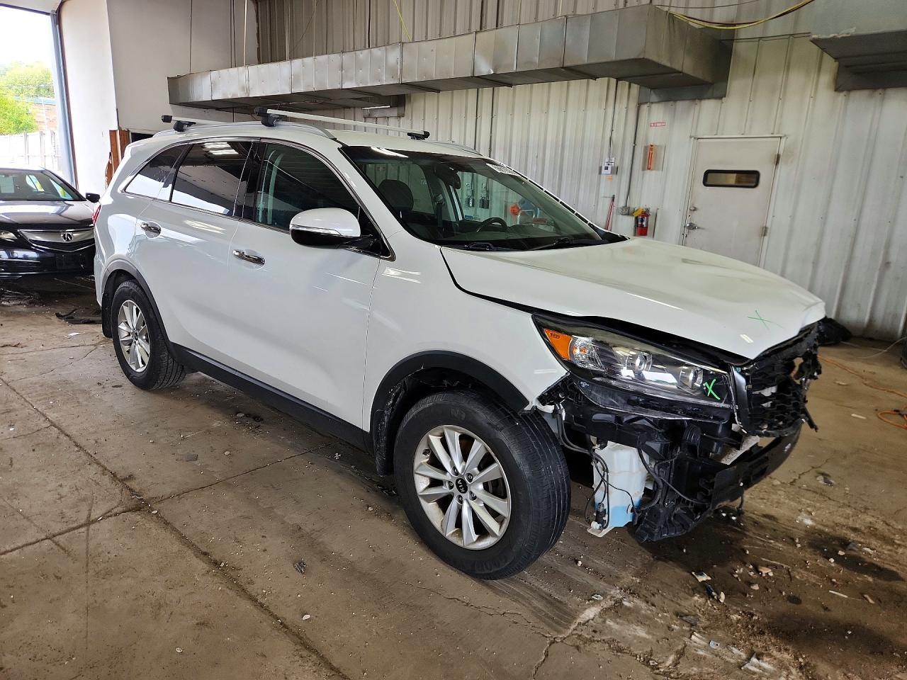 2019 Kia Sorento Lx - Image 4