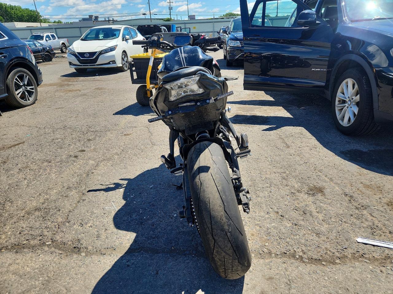 2023 Kawasaki Er650 P - Фото 4
