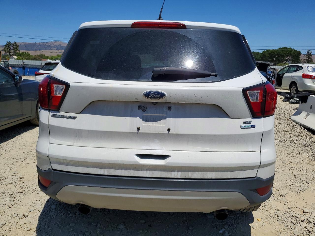 2019 Ford Escape Se - Фото 6