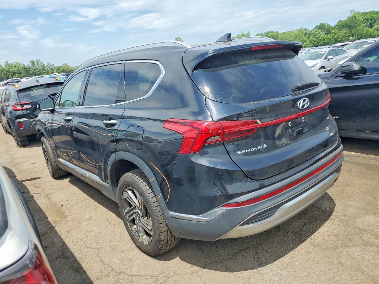 2022 Hyundai Santa Fe Sel - Image 2