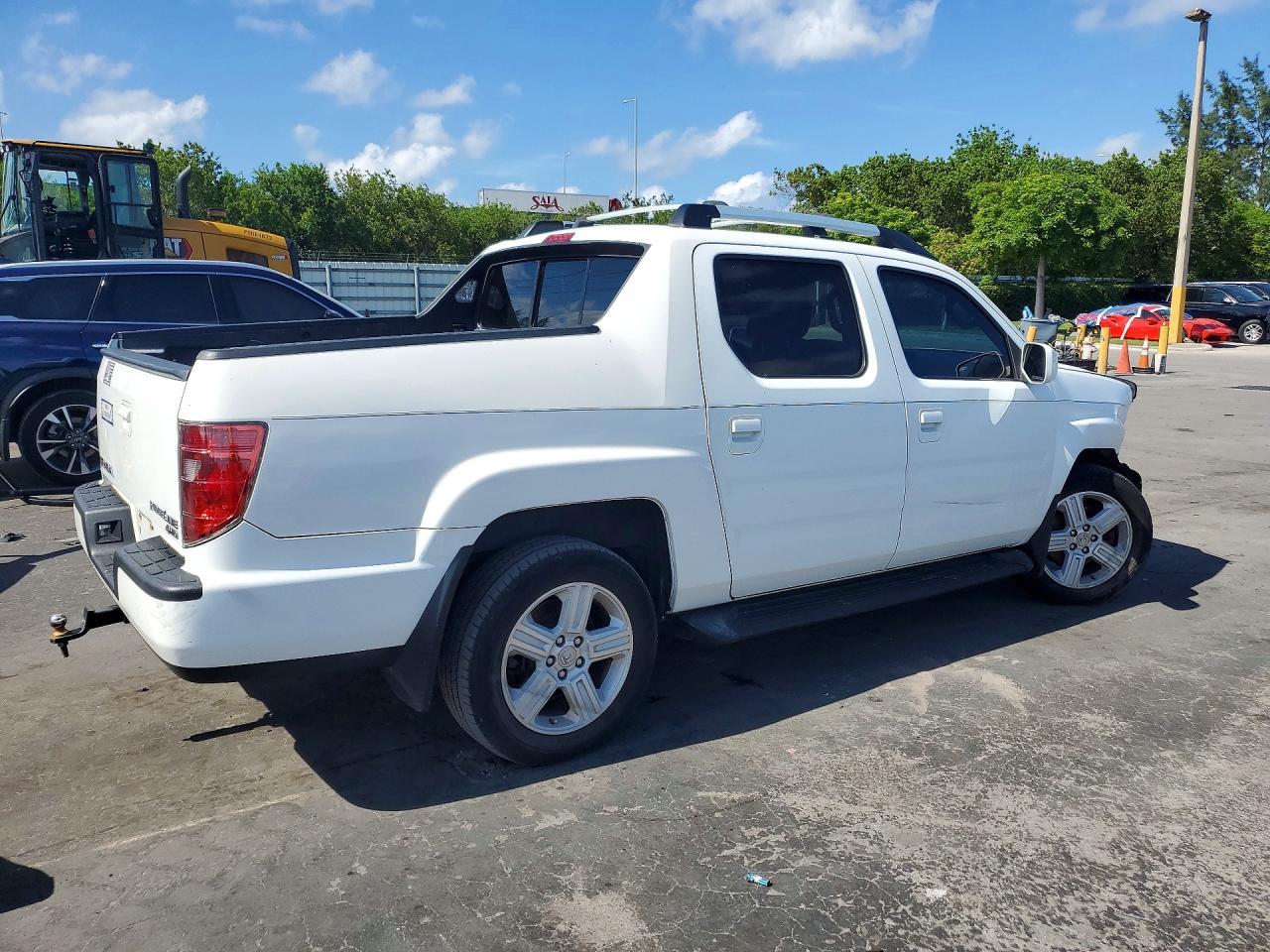2014 Honda Ridgeline Rtl - Image 3