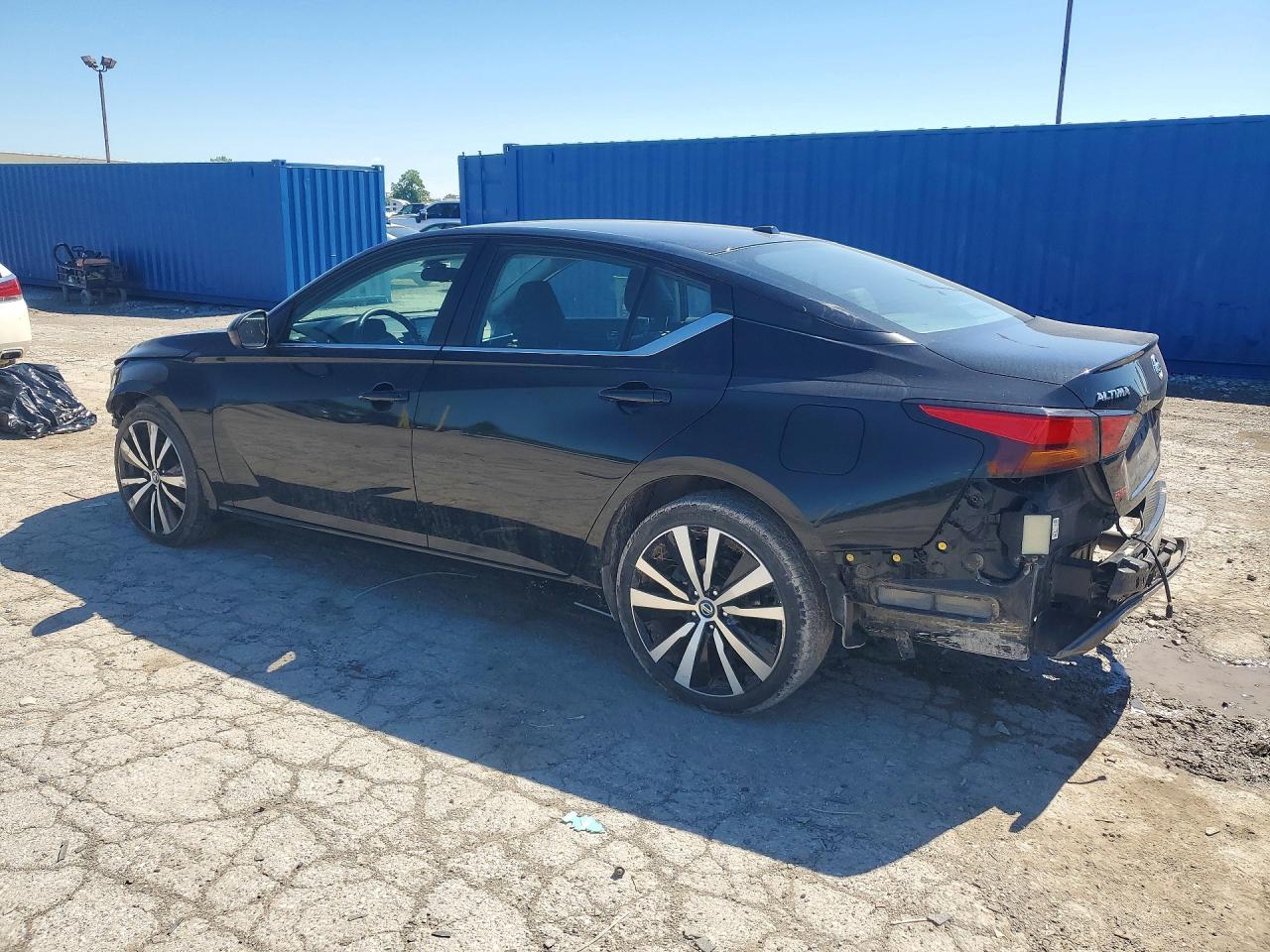2021 Nissan Altima Sr - Image 2