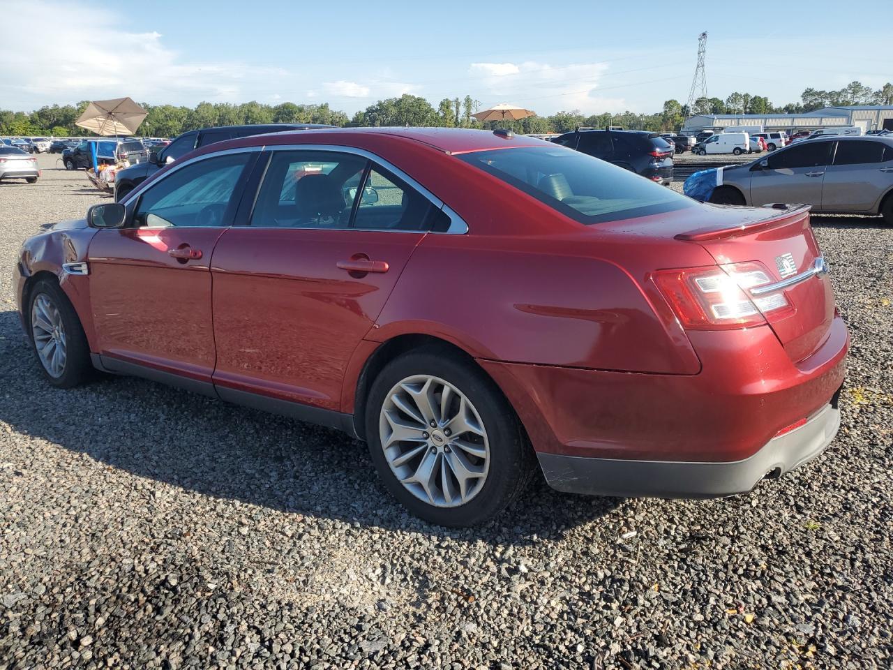 2015 Ford Taurus Limited - Фото 2