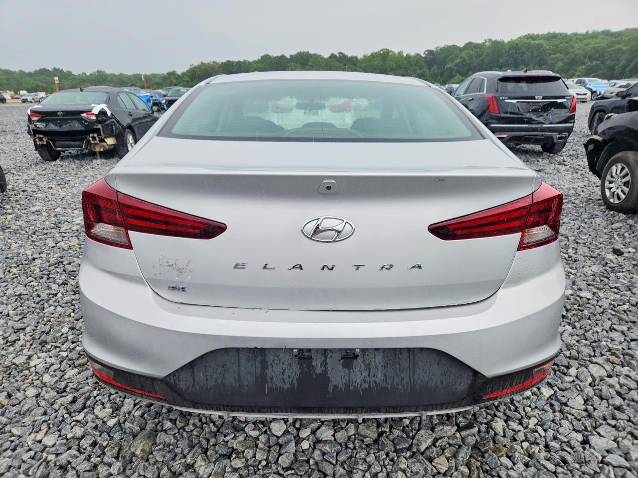 2019 Hyundai Elantra Se - Image 6