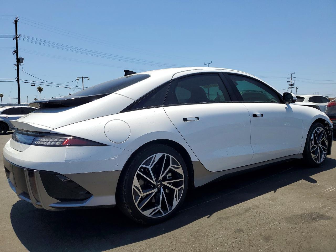 2025 Hyundai Ioniq 6 Limited - Фото 3