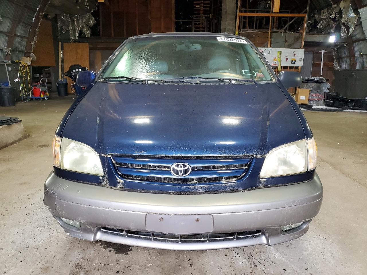 2002 Toyota Sienna Xle - Фото 5