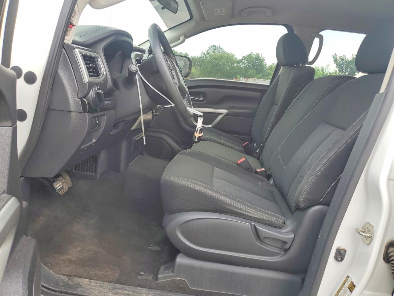 2018 Nissan Titan S - Image 7