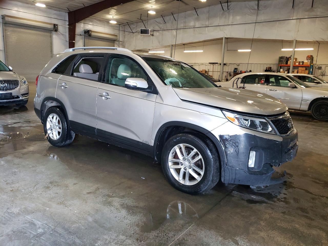2014 Kia Sorento Lx - Фото 4