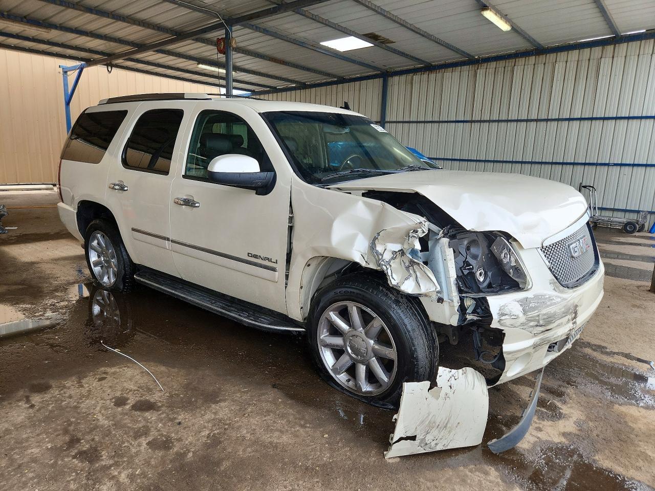 2010 GMC Yukon Denali - Фото 4