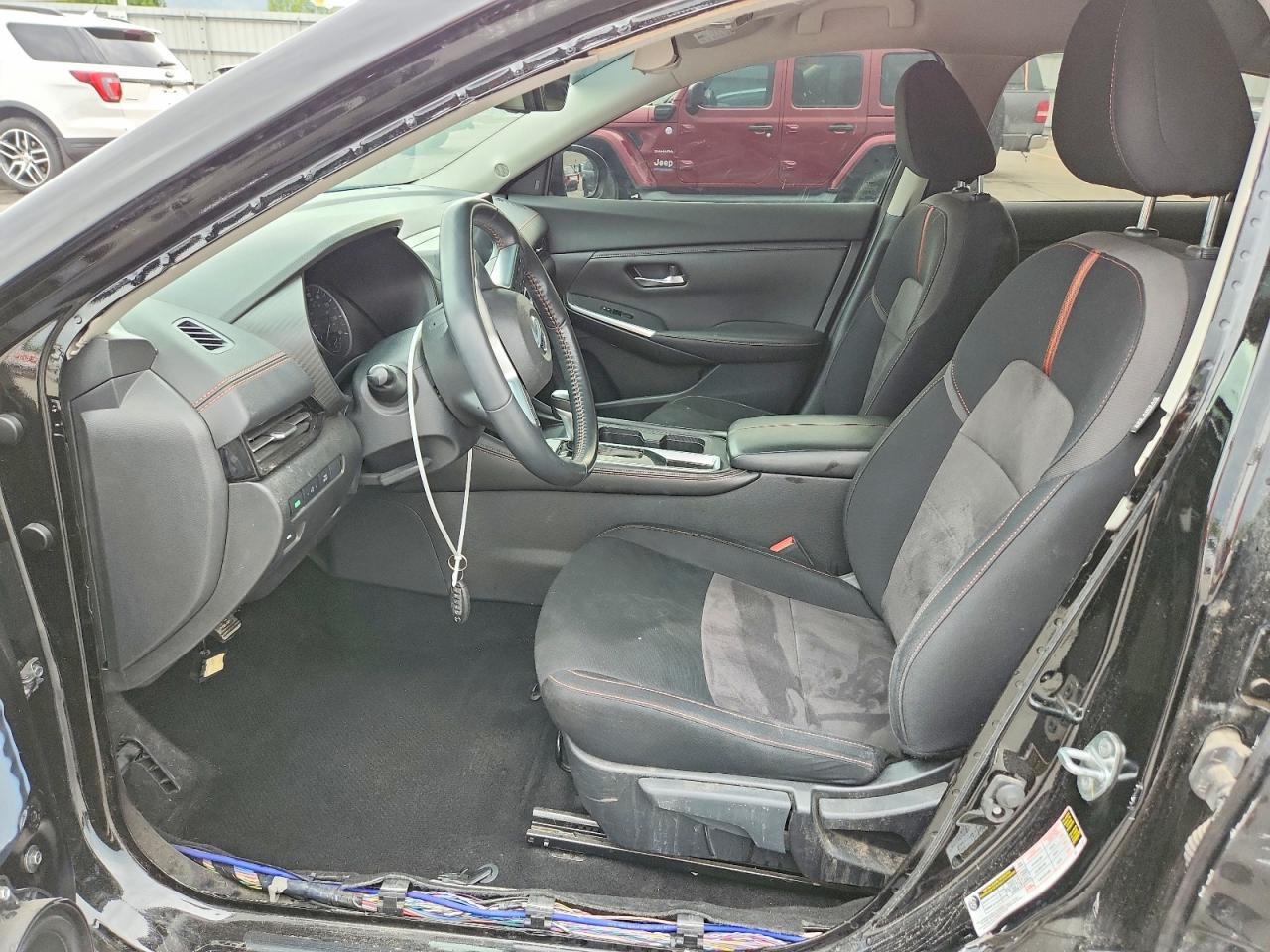 2022 Nissan Sentra Sr - Image 7