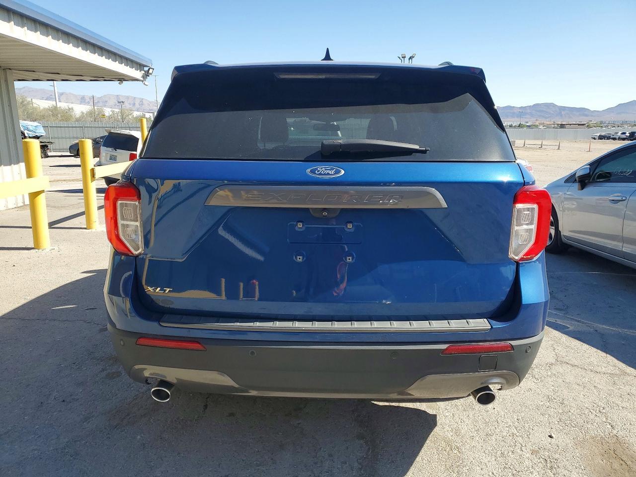 2022 Ford Explorer Xlt - Фото 6