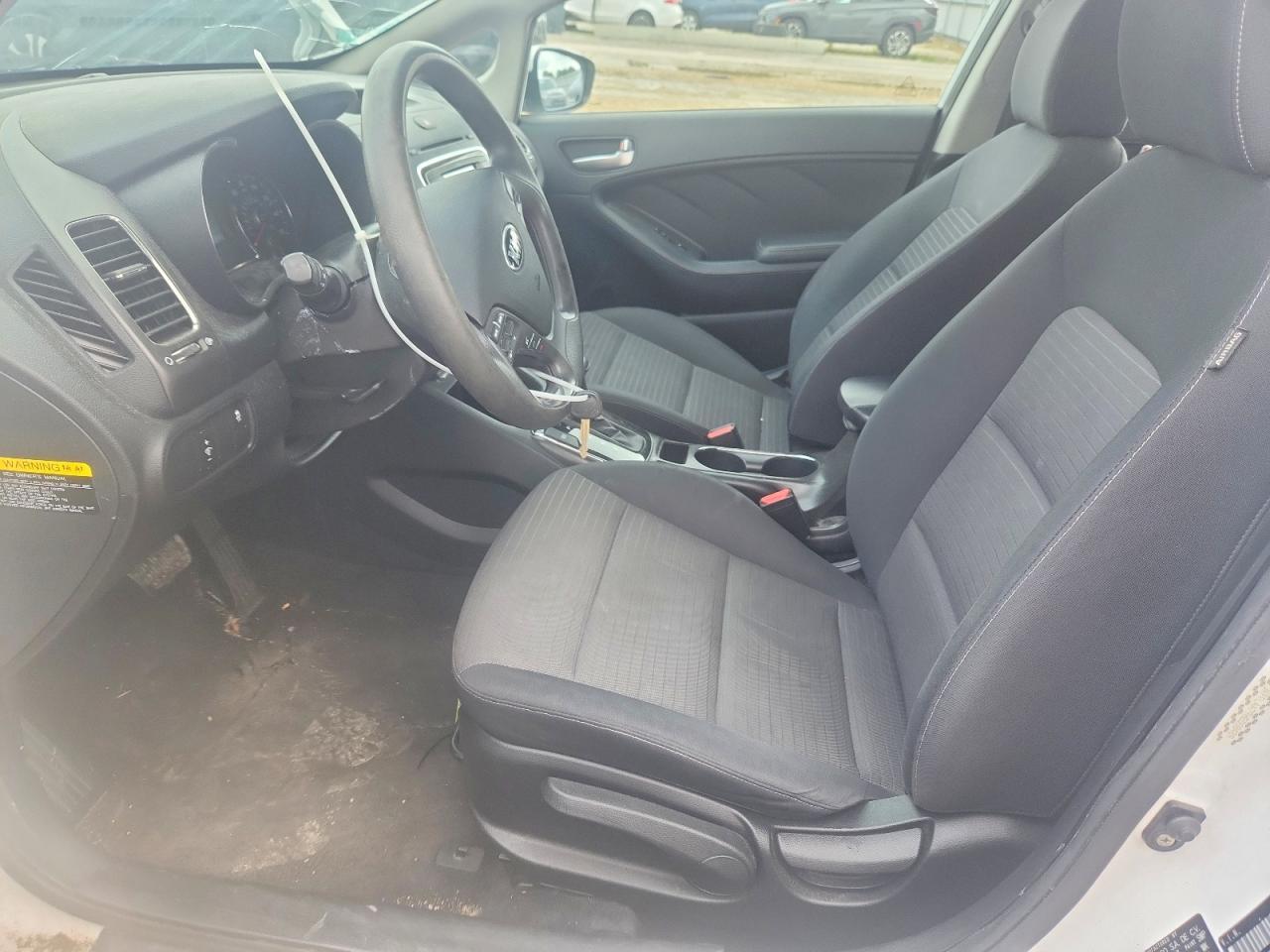 2017 Kia Forte Lx - Image 7