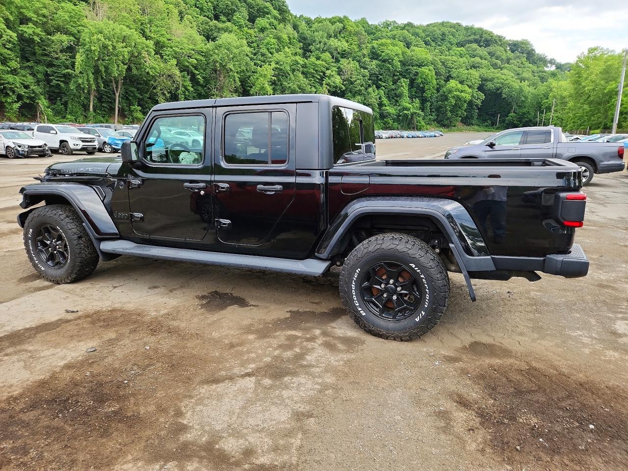 2021 Jeep Gladiator Sport - Image 2