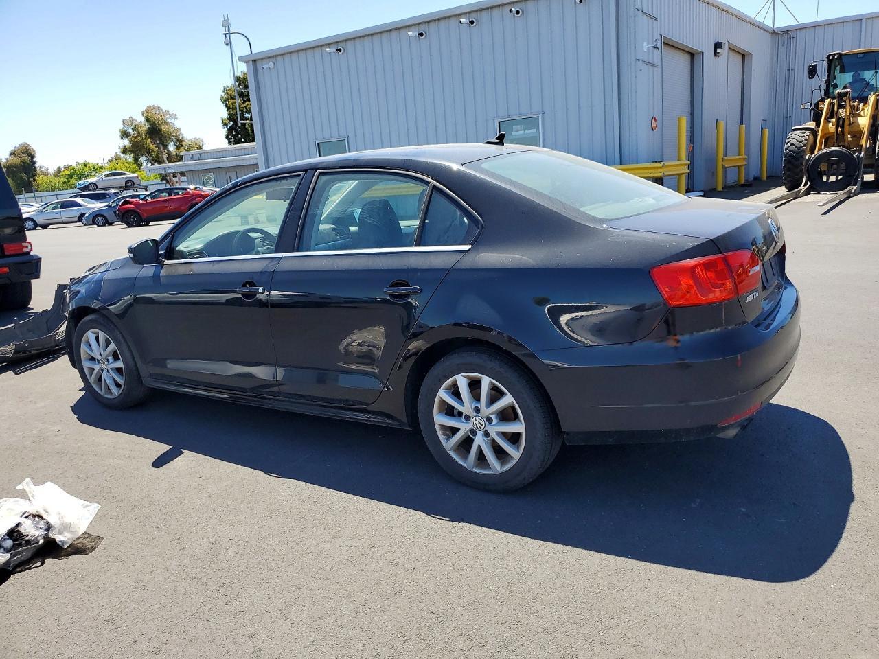 2013 Volkswagen Jetta Se - Image 2