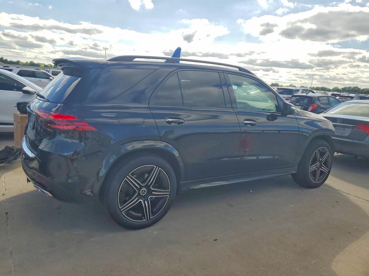 2025 Mercedes-Benz Gle 350 - Image 3