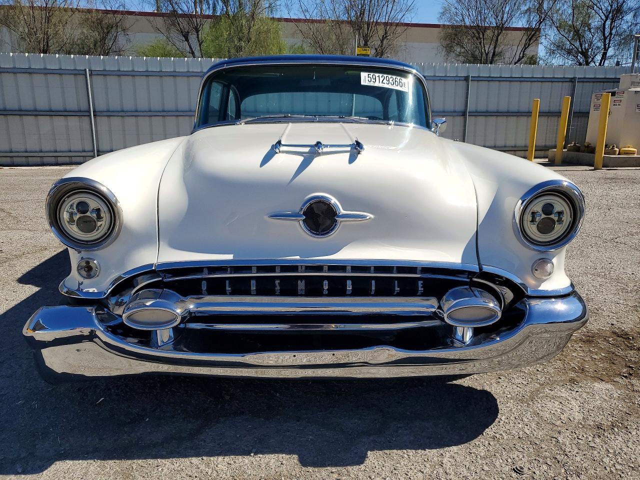 1955 Oldsmobile 88 - Фото 5