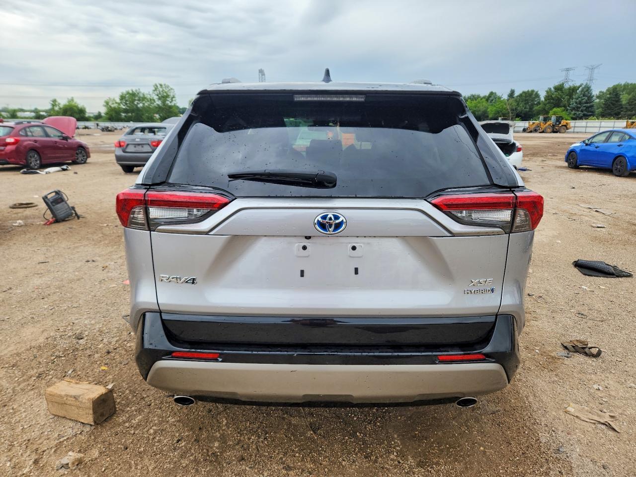 2023 Toyota Rav4 Xse - Image 6