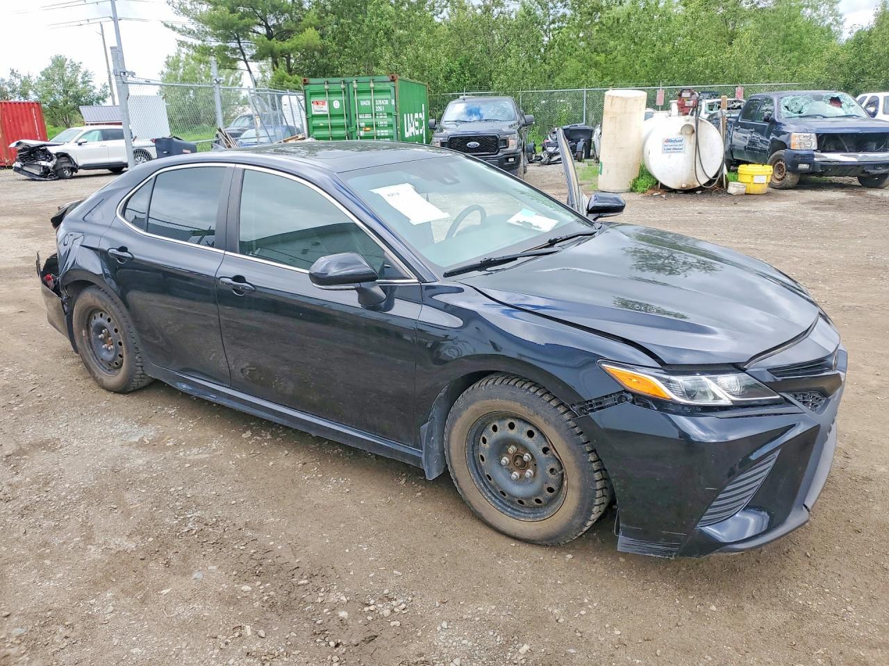 2019 Toyota Camry - Image 4