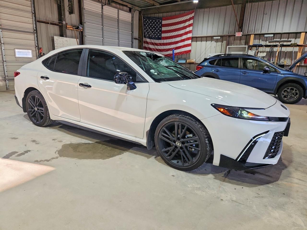 2026 Toyota Camry Nightshade - Фото 4