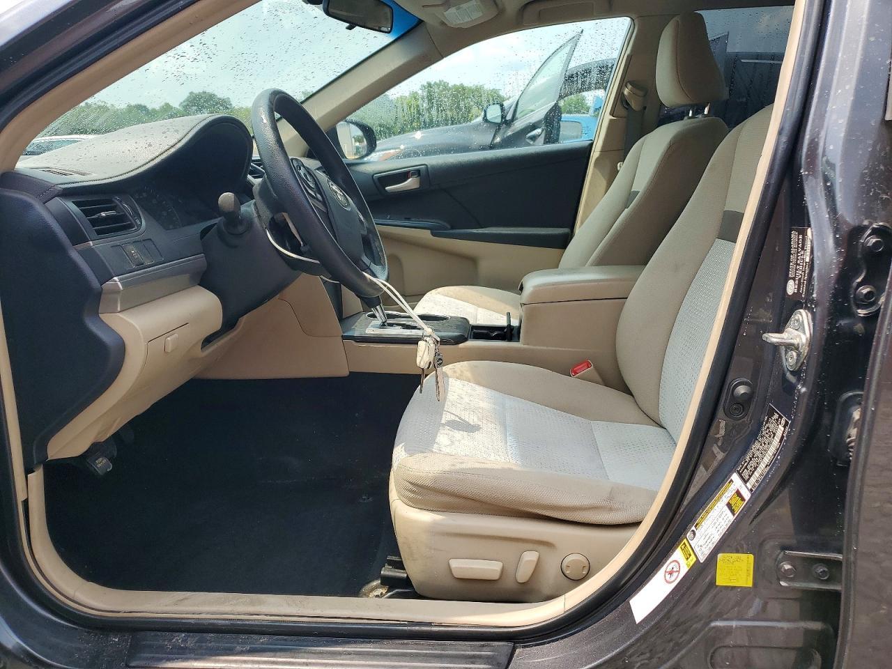 2012 Toyota Camry Le - Image 7
