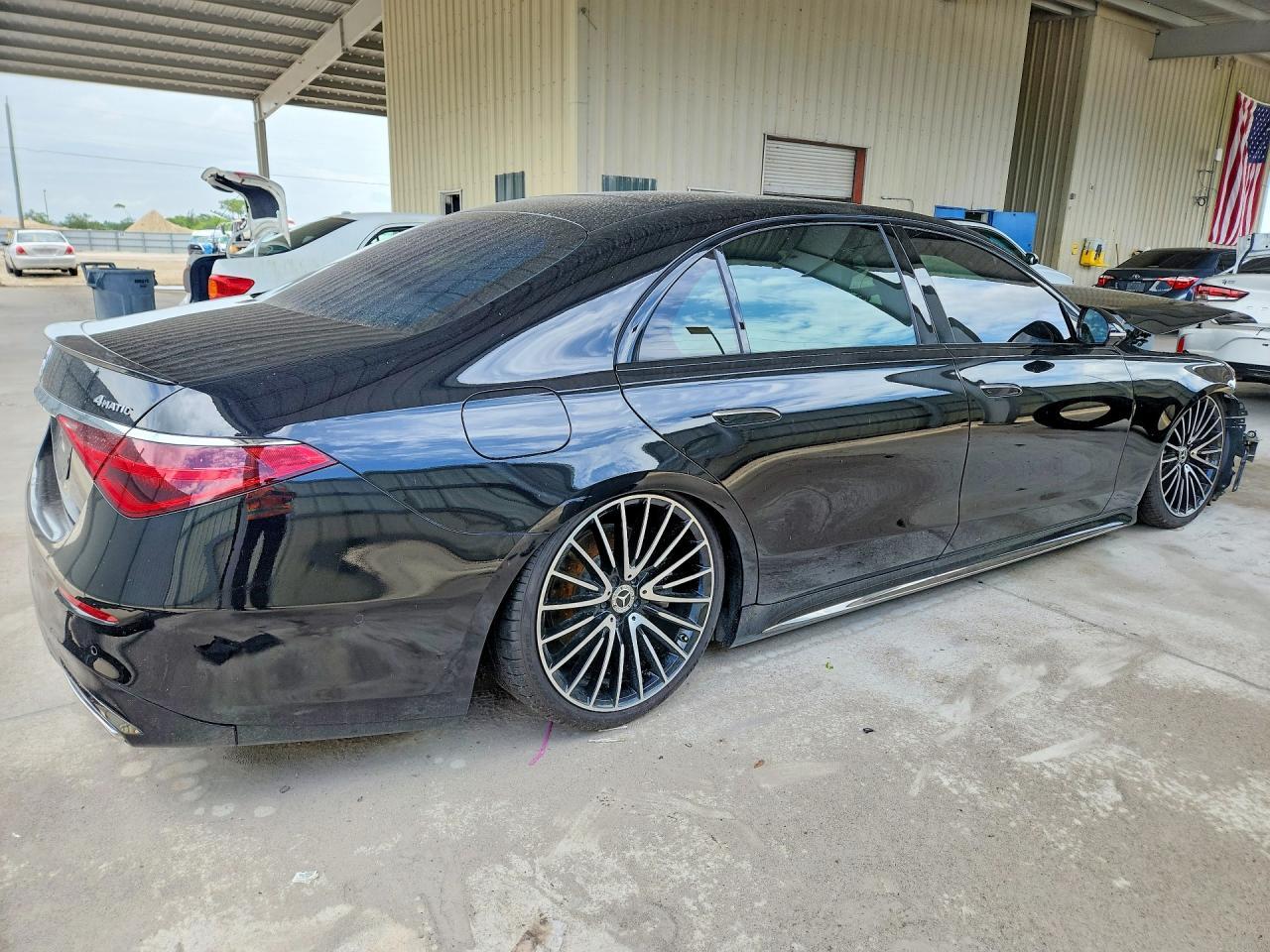2023 Mercedes-Benz S 580 4Matic - Image 3