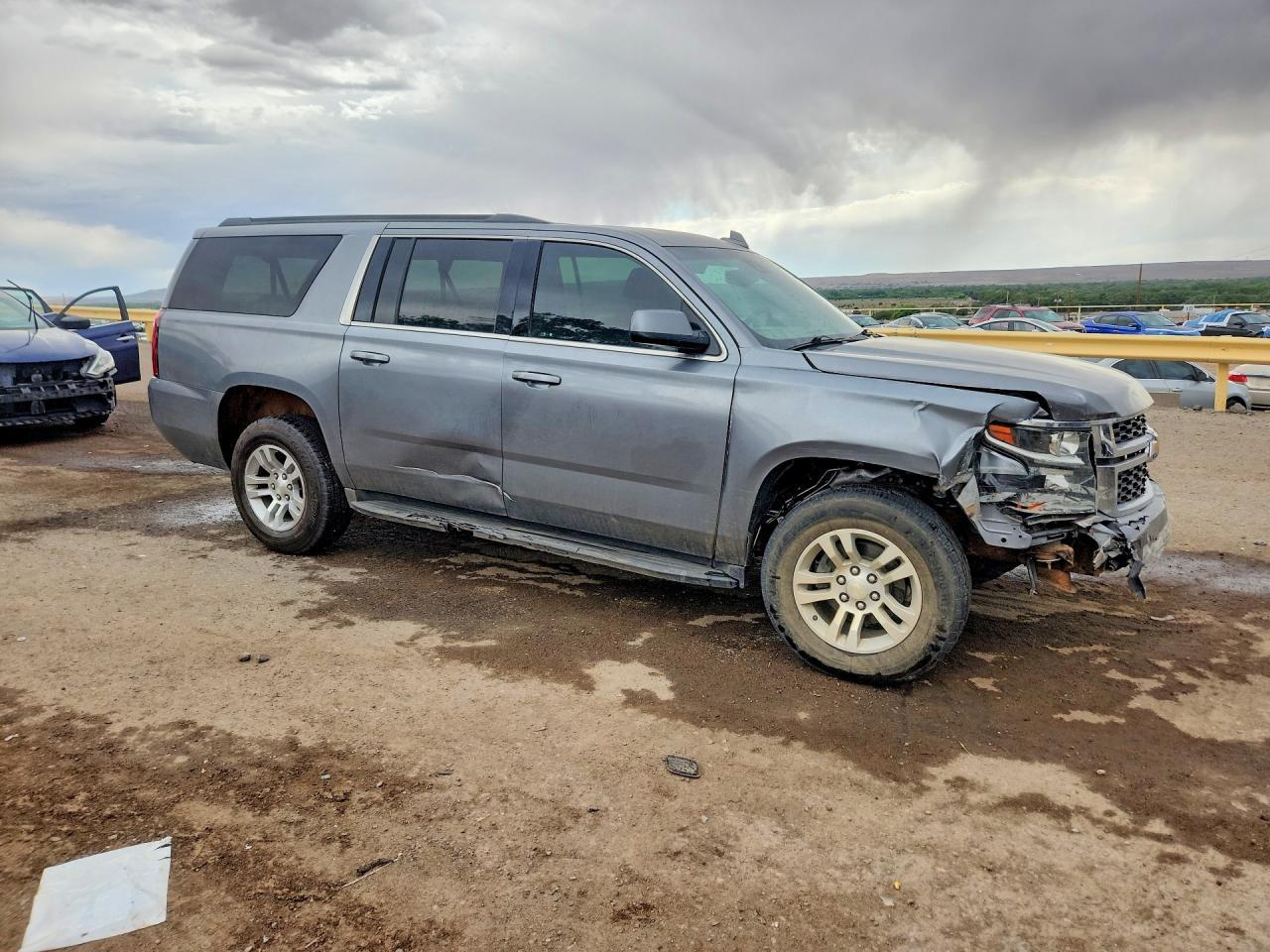 2020 Chevrolet Suburban C1500 Lt - Фото 4