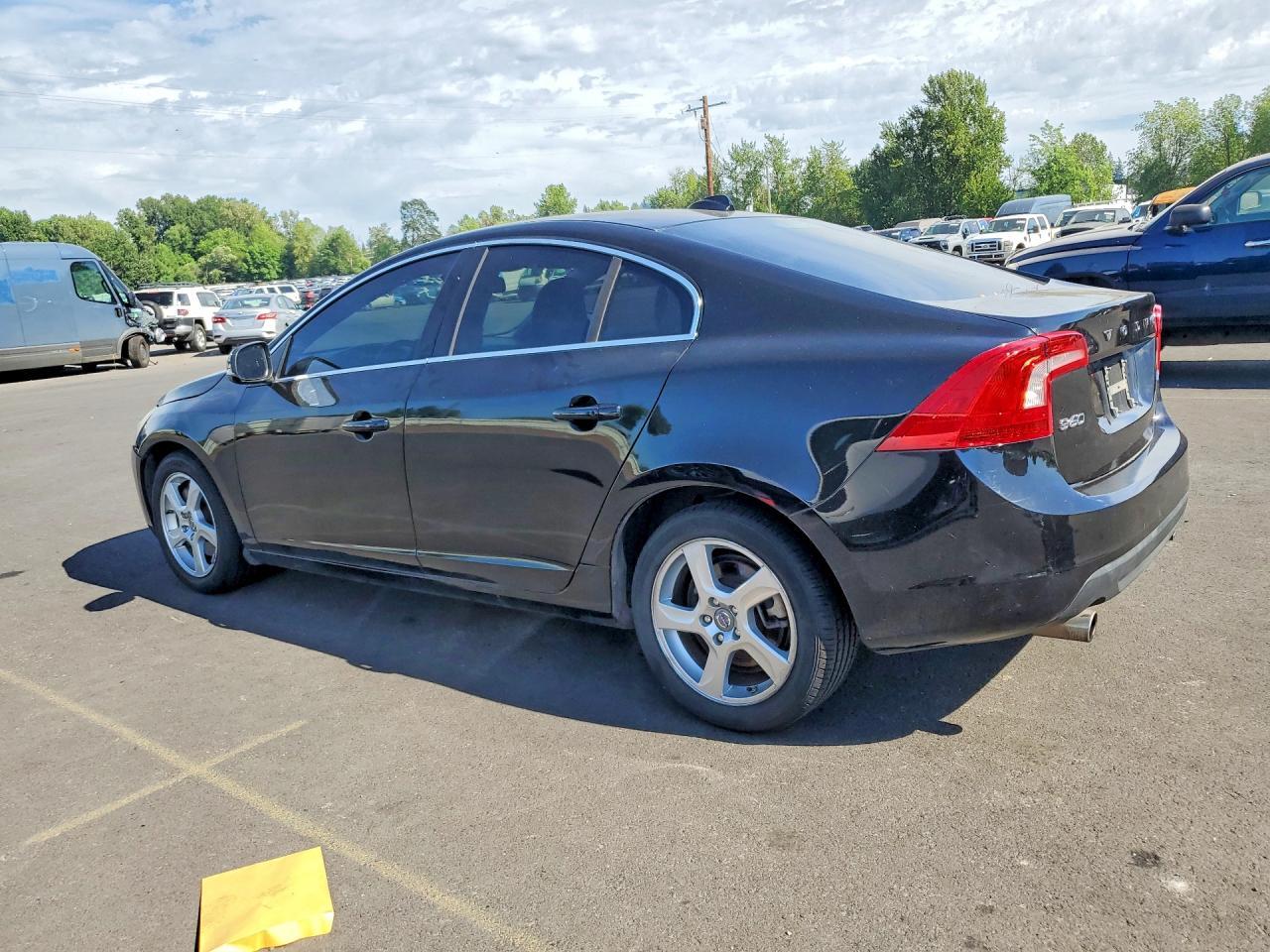 2013 Volvo S60 T5 - Image 2