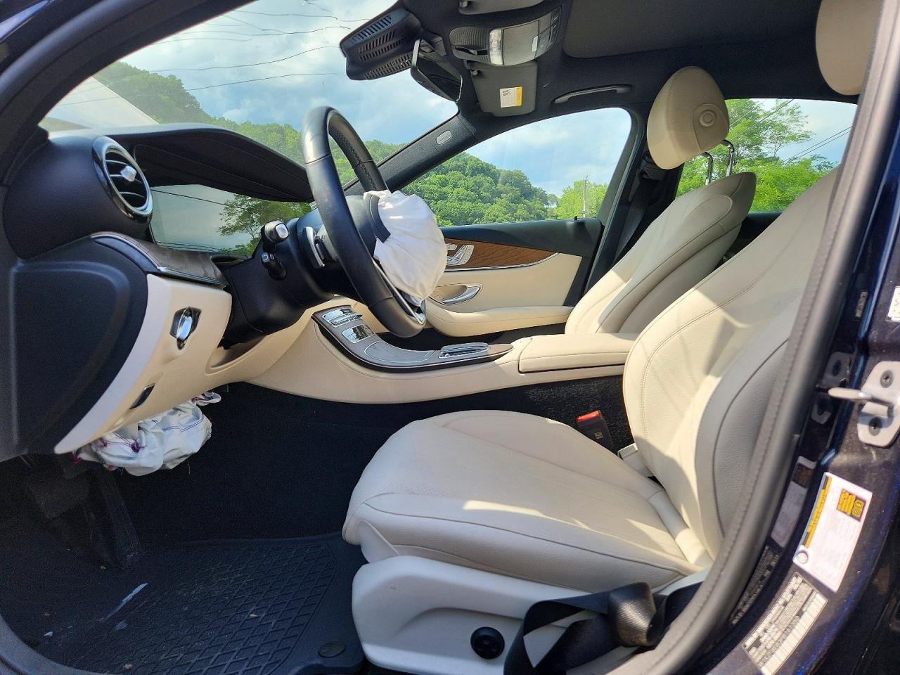 2023 Mercedes-Benz E 350 4Matic - Image 7