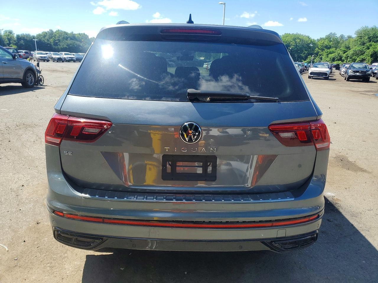 2023 Volkswagen Tiguan Se R-Line Black - Фото 6