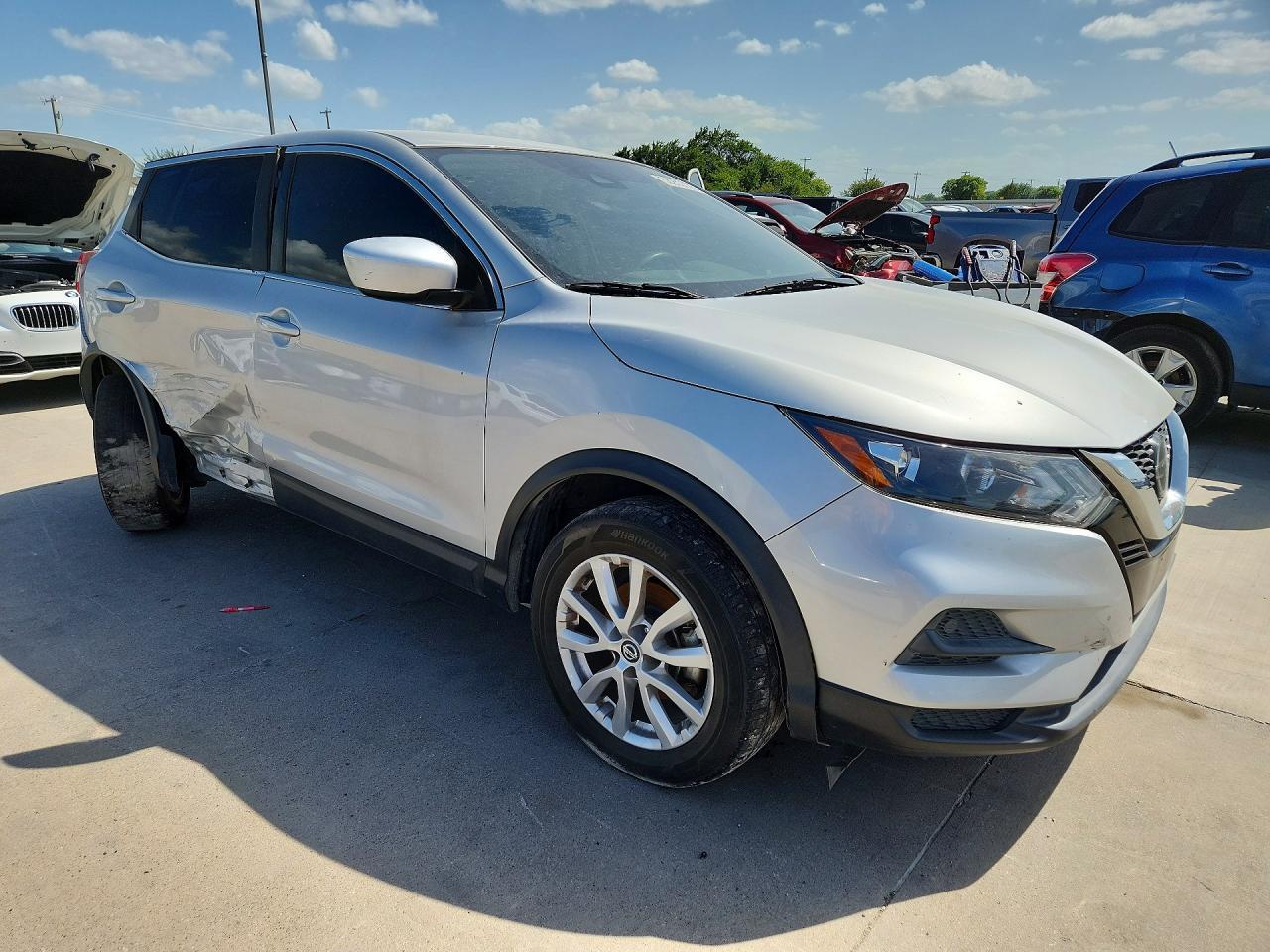 2021 Nissan Rogue Sport S - Фото 4