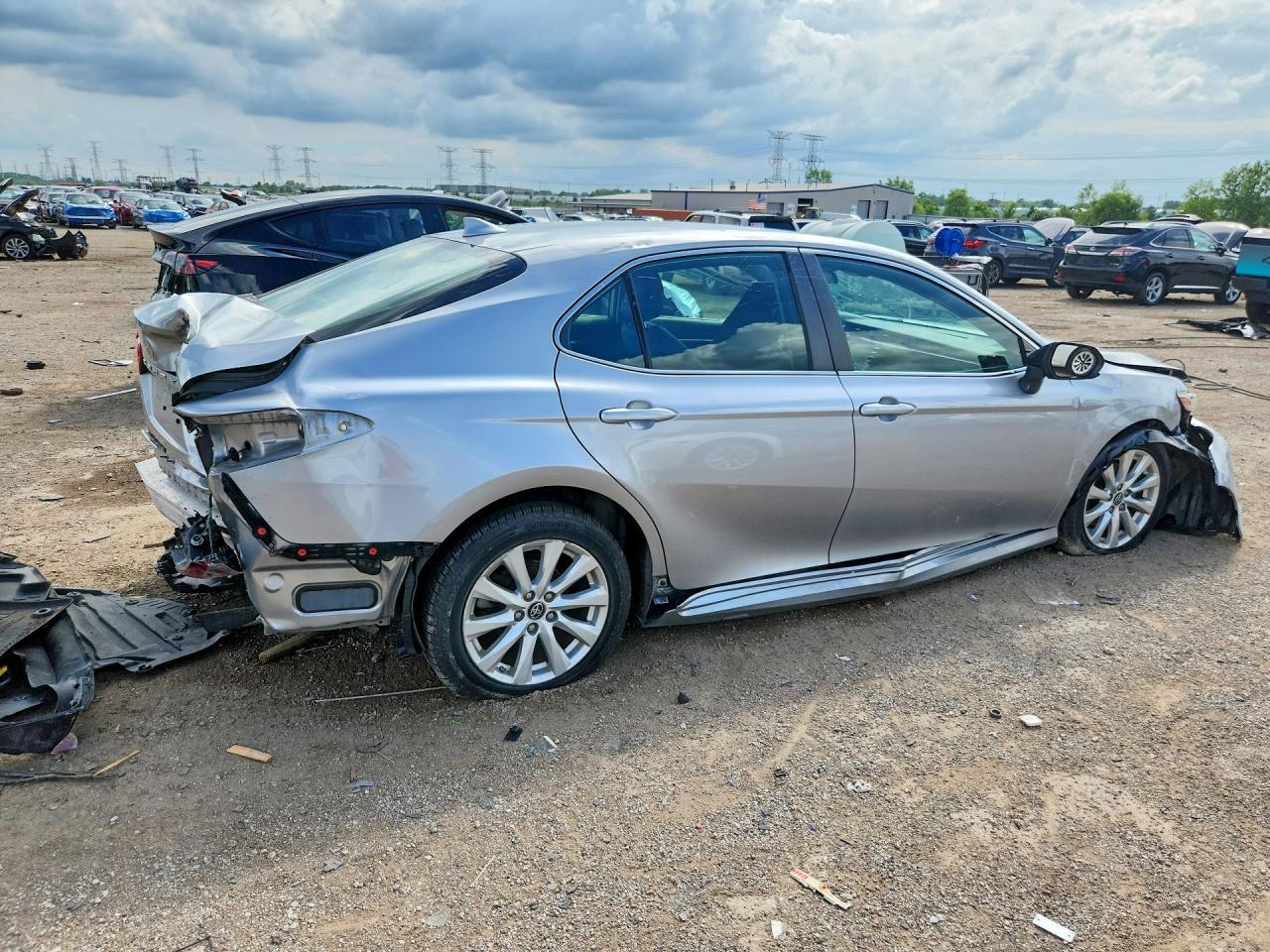 2019 Toyota Camry Le - Image 3
